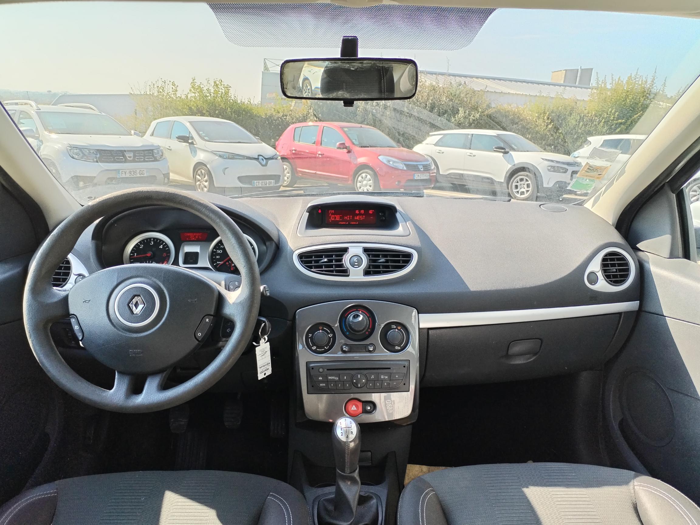 RENAULT  CLIO III